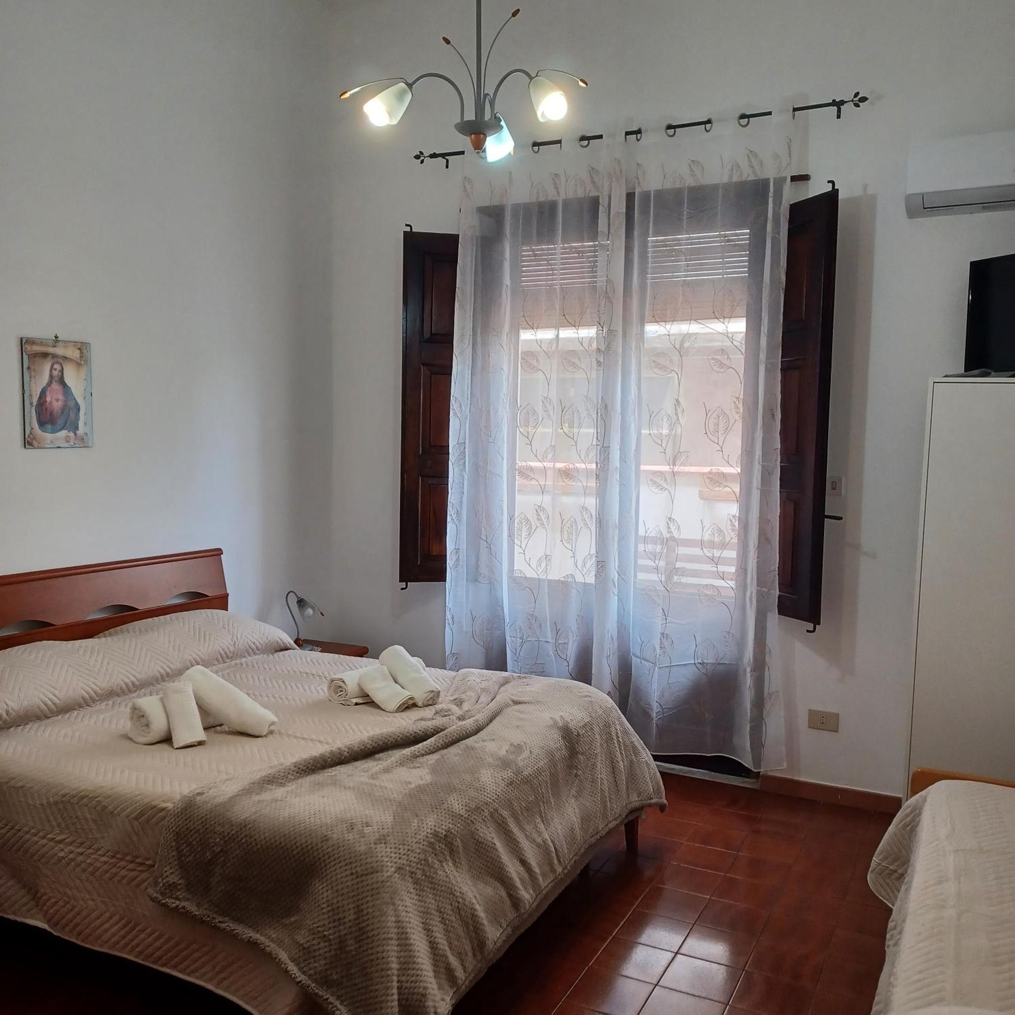 Casa Vacanza ' A Casa Dei Nonni 2 ' Belpasso Esterno foto